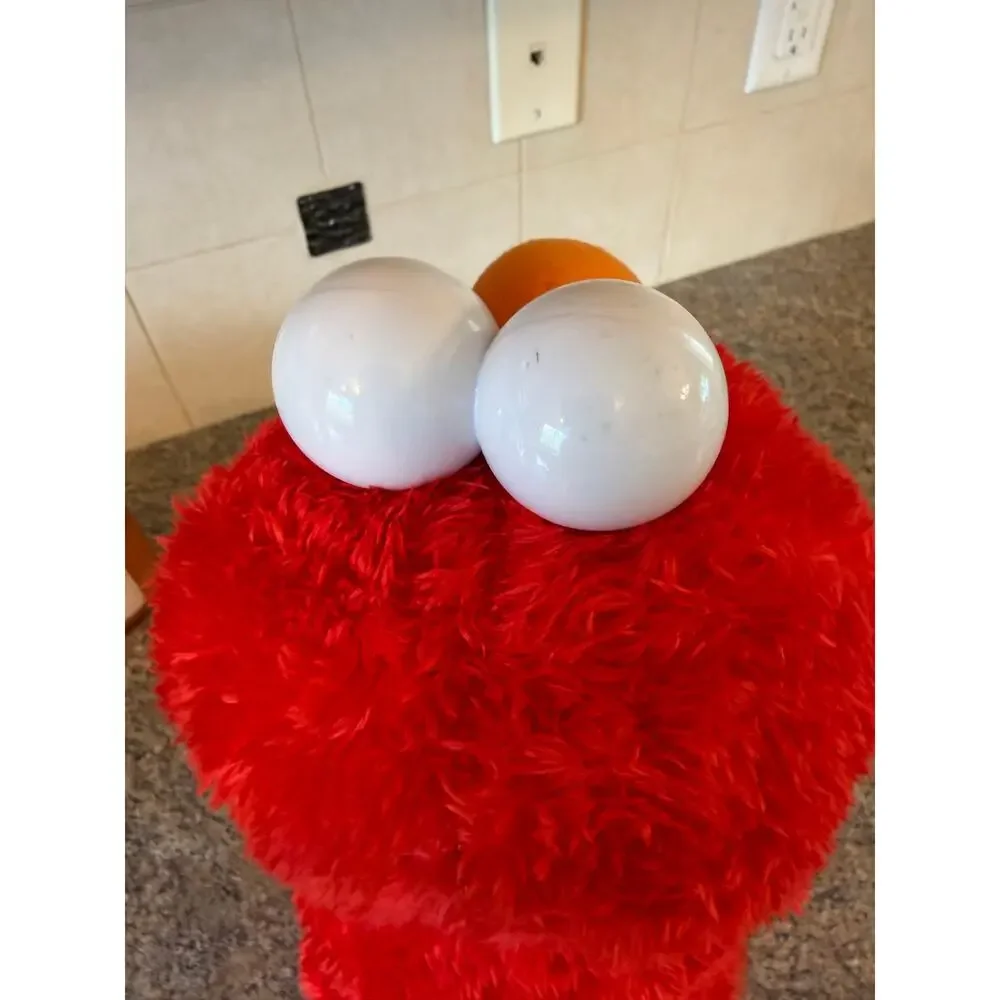 2005 TMX Tickle Me Elmo Electronic Plush Doll Talks Laughs Rolls Gets Up Tested
